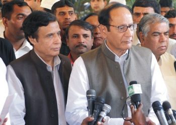 چوڌري ڀائرن جي نيب خلاف درخواست تي ٻڌڻي لاءِ نئين بئنچ قائم