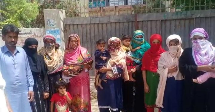 سڪرنڊ شهر جي ڪيريا ڪالوني جي رهواسين جو فوزيه خاصخيلي جي مبينا اغوا خلاف احتجاج