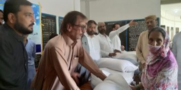 آل تاجران ويلفيئر ڪميٽي سڪرنڊ پاران مستحقن ۾ راشن ورهايو ويو