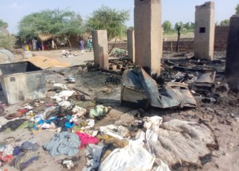 سيٺارجا لڳ بجلي جي تارن مان مارواڙي برادري جي ٻن غريب پورھيتن جا گھر سڙي رک ٿي ويا