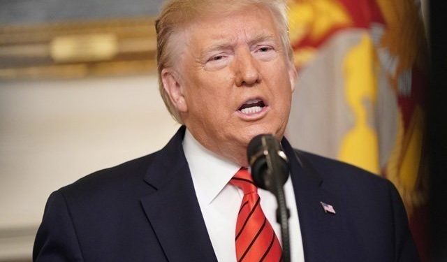 ڊونلڊ ٽرمپ ڪورونا جي وڌيڪ ڪيسن کي ملڪ لاءِ اعزاز قرار ڏئي ڇڏيو