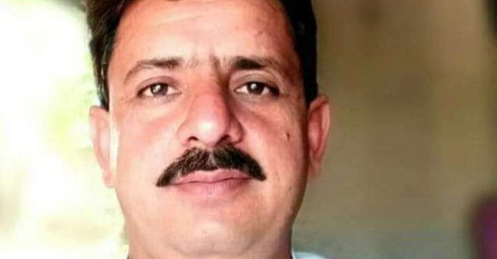 ڪنڊيارو: نامعلوم هٿياربندن جي فائرنگ ۾ ڪار سوار خادم حسين پيرزادو مارجي ويو