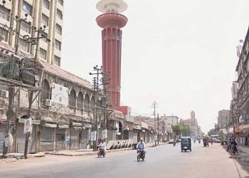 سنڌ حڪومت جو صوبي ۾ ٻن هفتن لاءِ سخت لاڪ ڊائون شروع ڪرڻ تي غور