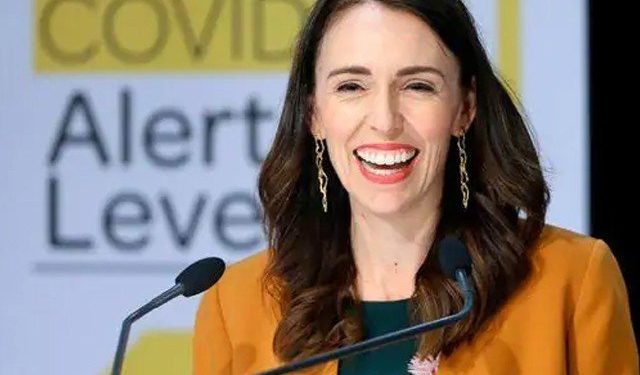 نيوزيلينڊ ڪورونا کي شڪست ڏئي ڇڏي، پابنديون ختم ڪرڻ جو اعلان