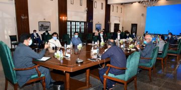 ڪراچيءَ ۾ رڳو نالن جي صفائي سان پاڻي جي نيڪال جو مسئلو حل نه ٿيندو: مراد علي شاهه