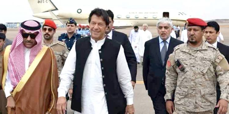 آرمي چيف کانپوءِ وزيراعظم به سڀاڻي سعودي عرب جي دوري لاءِ روانو ٿيندو