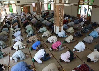 حکومت سندھ نے مساجد میں نماز عید سمیت مذہبی اجتماعات کی اجازت دیدی
