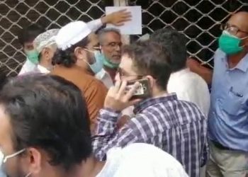 ایس او پی کی خلاف ورزی پر کراچی کی زینب مارکیٹ سیل