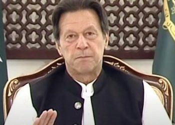 لاک ڈاؤن سے کورونا وائرس ختم نہیں ہوگا، وزیراعظم کی تمام صوبوں سے پبلک ٹرانسپورٹ کھولنے کی اپیل