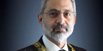 جسٹس فائز عیسیٰ کیخلاف ریفرنس میں بدنیتی ہوئی تو کیس خارج ہوسکتا ہے، سپریم کورٹ