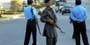 کورونا کا تیزی سے پھیلاؤ، اسلام آباد کے متعدد علاقے سیل کرنے کا فیصلہ