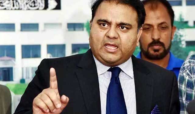 لاہور یونیورسٹی واقعہ؛ مرضی سے شادی ہر لڑکی کا بنیادی حق ہے، فواد چوہدری