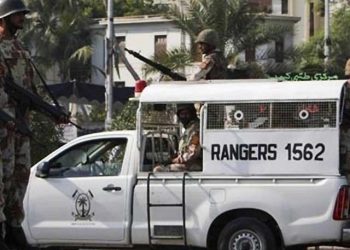 کراچی میں رینجرز کی گاڑی کے قریب دھماکا ، ایک اہلکار شہید