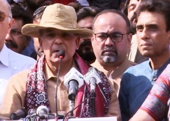 وزیراعظم کا دورہ کراچی، ایم کیو ایم کے مرکز آمد، اتحادی امور پر تبادلہ خیال