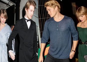 Taylor Swift, Joe Alwyn spending time together in quarantine