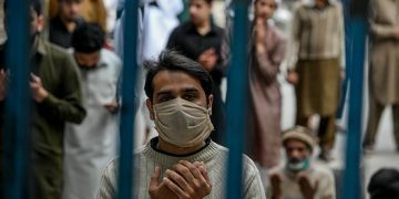 Coronavirus death toll jumps to 1,133 in Pakistan on first day of Eid-ul-Fitr