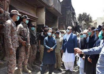 Investigation committee will submit PIA plane crash report to PM: Sindh Governor
