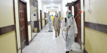 Pakistan reports record 6,397 cases, 107 deaths in a day by coronavirus