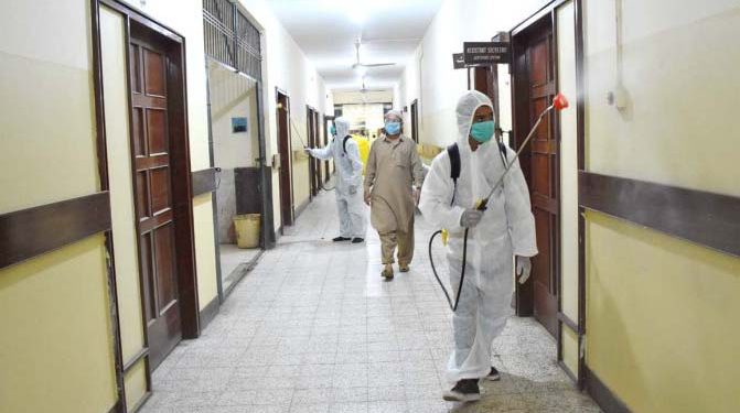 Pakistan reports record 6,397 cases, 107 deaths in a day by coronavirus