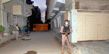 Two-week lockdown in Karachi’s coronavirus ‘hotspots’ begins