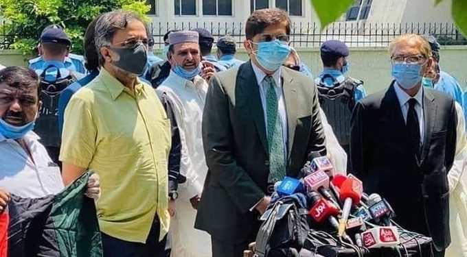 ‘Mixed messages’, not public, to blame for violation of COVID-19 SOPs: CM Murad