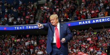 Trump slams anti-racism protests, defends COVID-19 response at rally