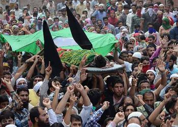 Indian troops martyr two Kashmiri youth in Sopore