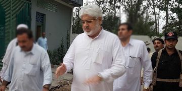 MMA lawmaker Munir Orakzai passes away