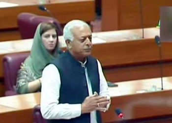 PIA plane crash report presented in NA; pilot, ATC held responsible