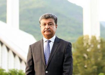 NAB launches corruption probe against Islamabad Mayor Ansar Aziz