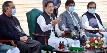 PM unveils Rs 1,100 b historic package under Karachi Transformation Plan