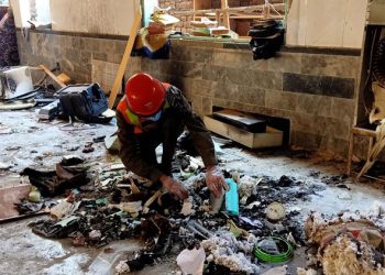 8 killed, over 100 injured in Peshawar blast: KP police