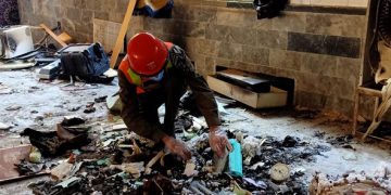 8 killed, over 100 injured in Peshawar blast: KP police