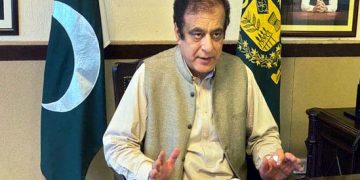 Politics and crime must be separated: Shibli Faraz