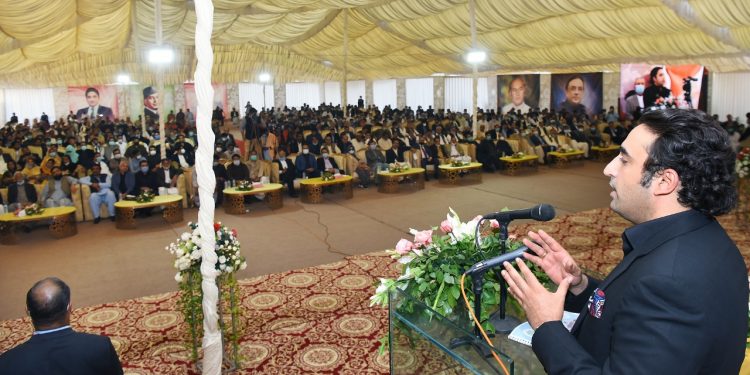 Bilawal announces to table no-confidence motion against PM Imran
