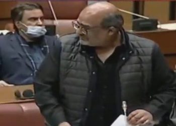 Shahzad Akbar announces to make Broadsheet document public