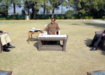 PM Imran, COAS Gen Bajwa discuss security situation, other important issues