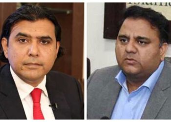 PPP’s Khokhar and Fawad Chaudhry indulge in banter over ‘spy camera’