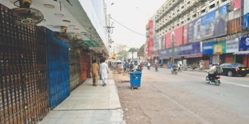 Covid-19: Karachi traders reject businesses closure from May 8