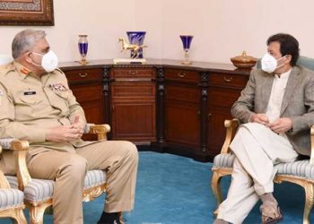 Army Chief calls on PM Imran Khan