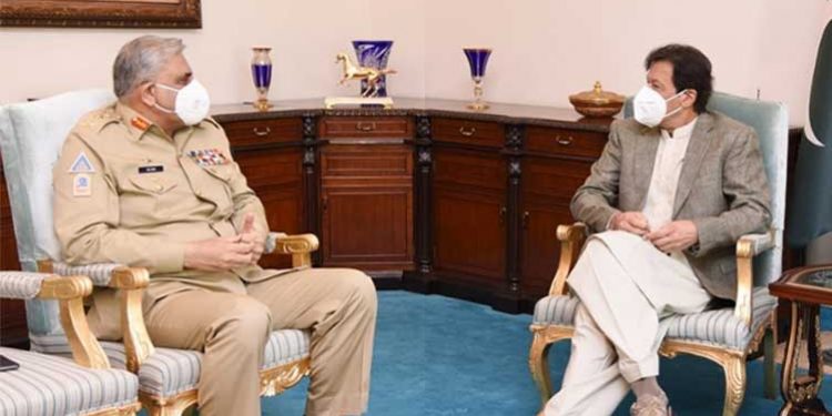 Army Chief calls on PM Imran Khan