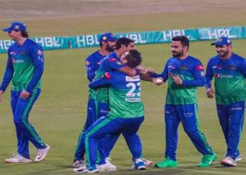 PSL 7 Final: Lahore Qalandars batting against Multan Sultans