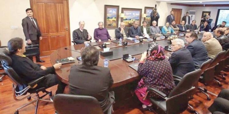 PTI Core Committee gives powers to PM Imran to make final decisions