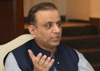 Aleem Khan flies to London today for meeting Jahangir Tareen