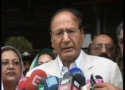 Chaudhry Shujaat warns govt, Opposition against holding public gatherings