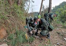 China searches for victims, flight recorders after first plane crash in 12 years