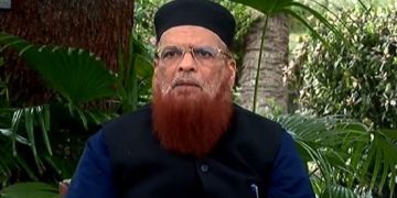 Islamic values being violated in political confrontation: Mufti Taqi Usmani