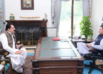 PML-Q hints at siding with opposition on no-trust motion