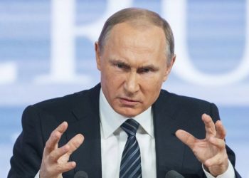 Putin threatens Ukraine ‘statehood’ as Moscow sanctions tighten