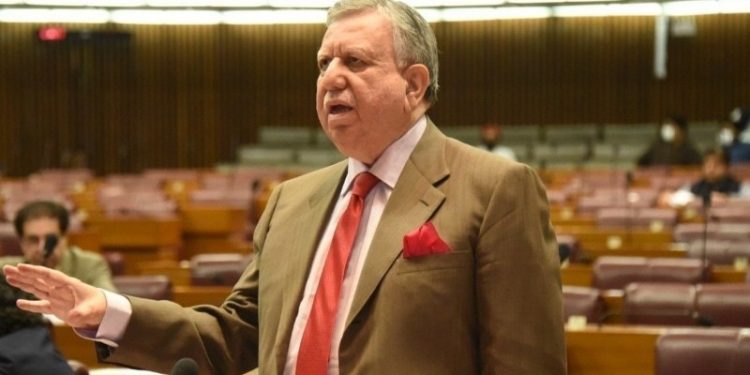 Pakistan, Russia broadly in agreement to develop $3b pipeline project: Tarin